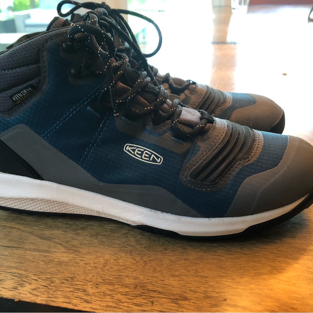 KEEN Tempo Flex Mid Waterproof Hiking Boots - Women's 10